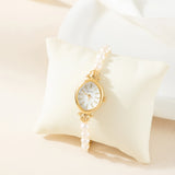 Reloj con perlas y esfera lágrima