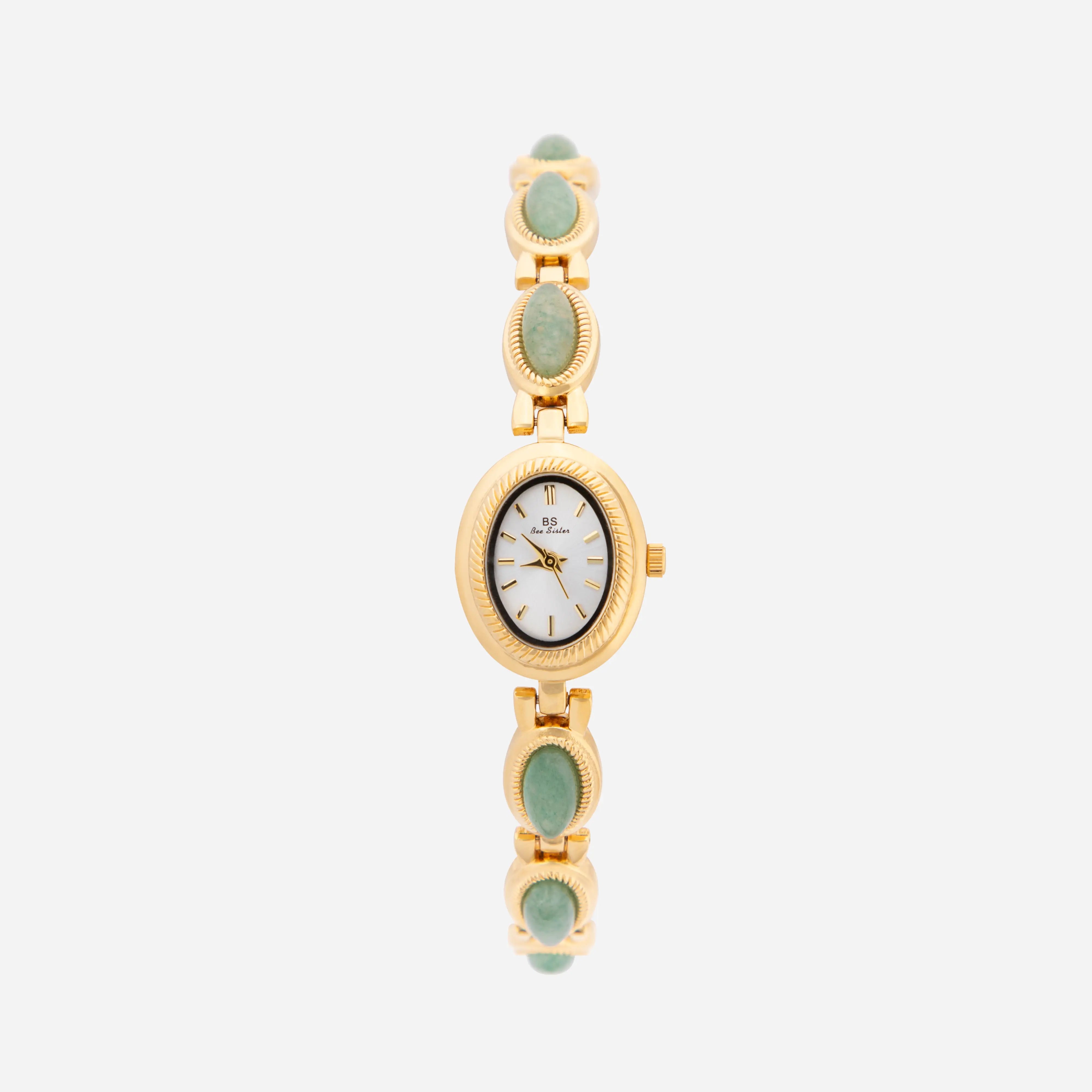 Reloj de Acero con Esfera Ovalada