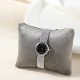 Reloj Dorado De Malla Elegante