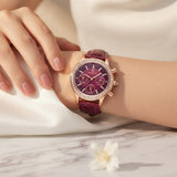 Reloj de correa texturizada elegante
