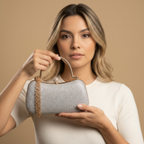 Diseño de Clutch de Caja con Asa