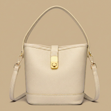 Bolso de Hombro con Cierre Dorado