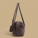 Bolso de Hombro con Acento de Borlas