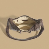 Bolso de Hombro con Detalle de Hebilla