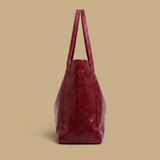 Bolso Tote Acogedor con Acabado Brillante